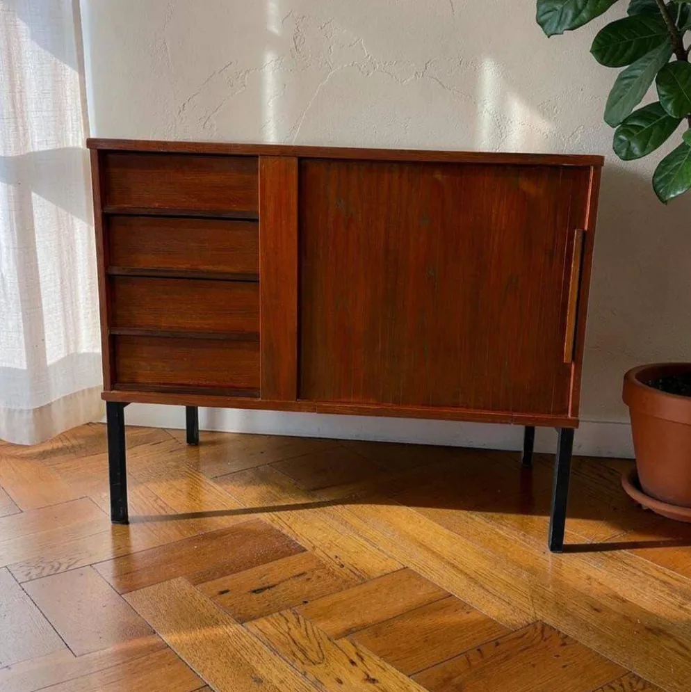 Armoire/commode/placard vintage en bois