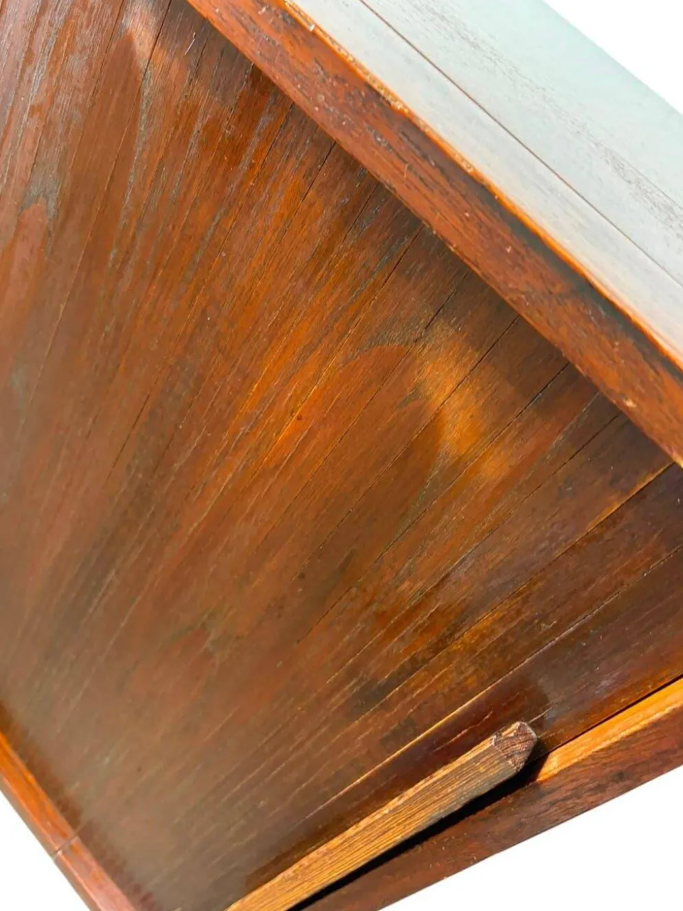 Armoire/commode/placard vintage en bois