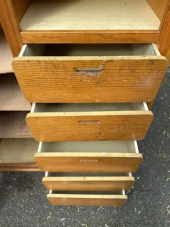 Armoire commode scandinave en bois massif des années 80
