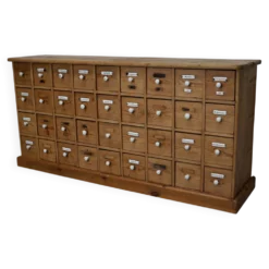 Armoire d'apothicaire allemande antique en pin avec boucliers en émail, années 1900