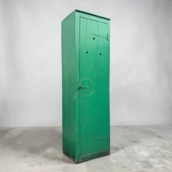 Armoire d’atelier verte 1940