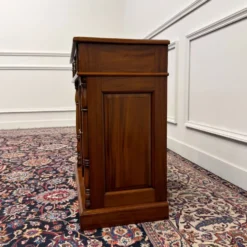 Armoire de bureau anglaise classique