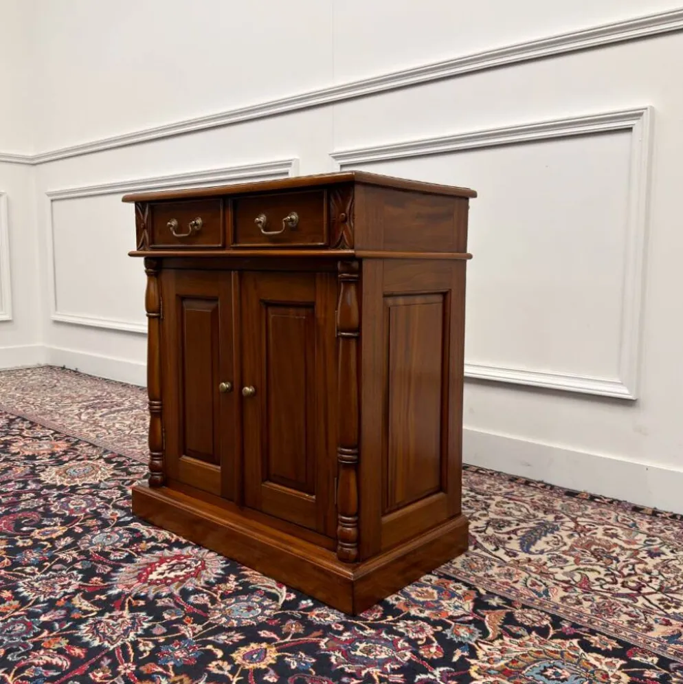 Armoire de bureau anglaise classique
