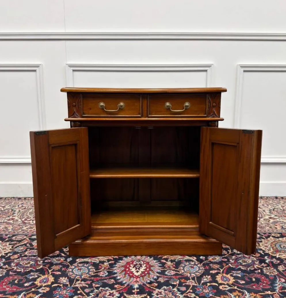 Armoire de bureau anglaise classique