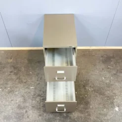 Armoire de bureau ou d'atelier par Pohlschröder, acier peint, années 1970