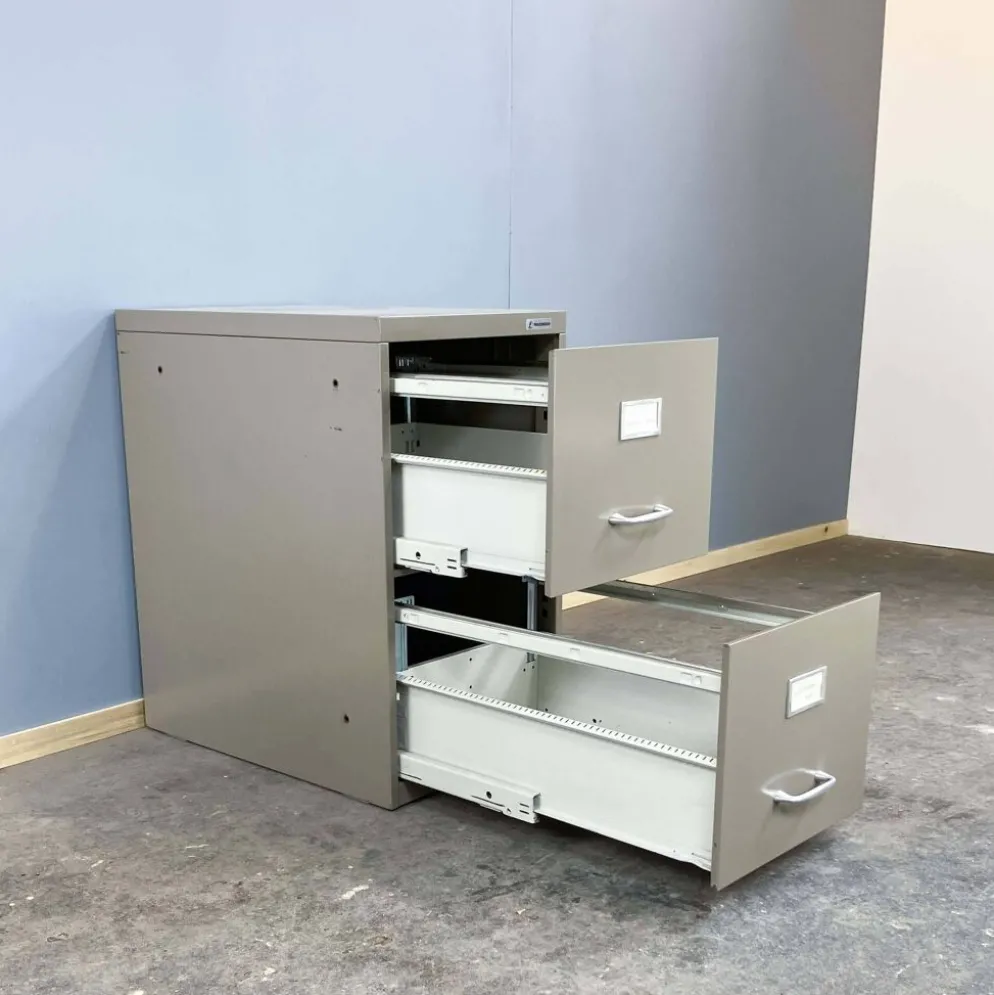 Armoire de bureau ou d'atelier par Pohlschröder, acier peint, années 1970