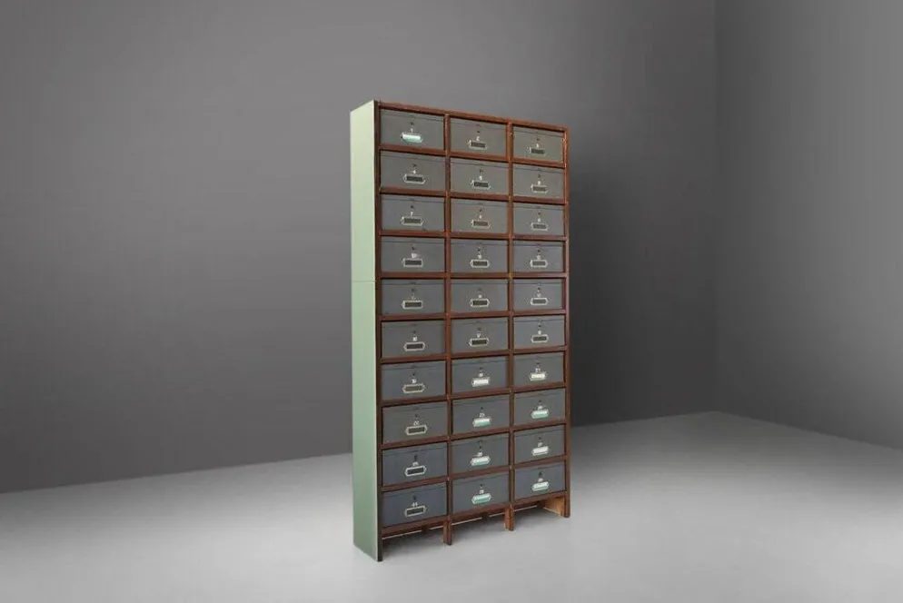 Armoire de classement industrielle en bois, Belgique années 1920
