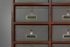 Armoire de classement industrielle en bois, Belgique années 1920