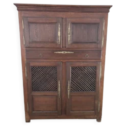 armoire de laiterie
