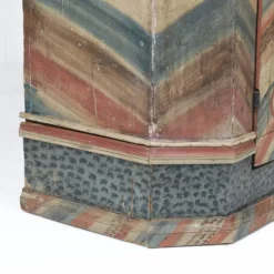 Armoire de mariage peinte en art populaire rustique exceptionnel de 1784