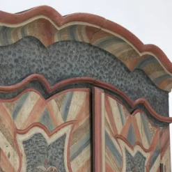 Armoire de mariage peinte en art populaire rustique exceptionnel de 1784