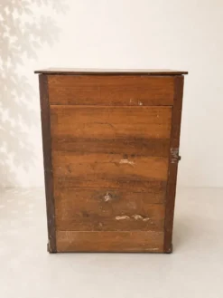 Armoire d'enfant ancienne patinée – XIXe siècle – 116 × 85 × 57 cm