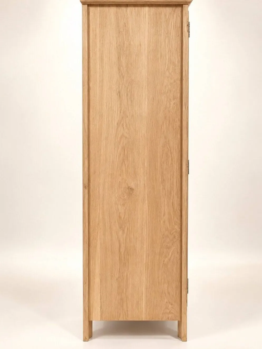 Armoire deux portes – Chêne massif – Style classique provincial – Aérogommée