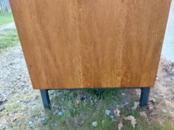 armoire d'internat, penderie, vestiaire