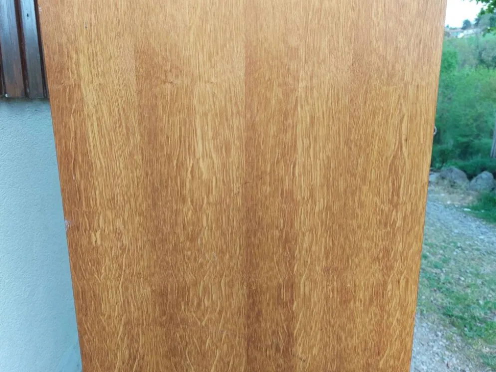 armoire d'internat, penderie, vestiaire