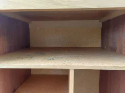 armoire d'internat, penderie, vestiaire