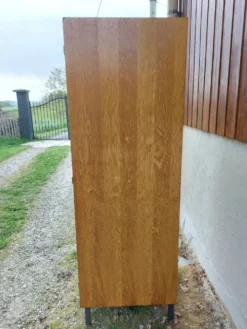 armoire d'internat, penderie, vestiaire