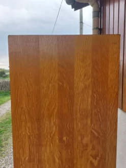 armoire d'internat, penderie, vestiaire
