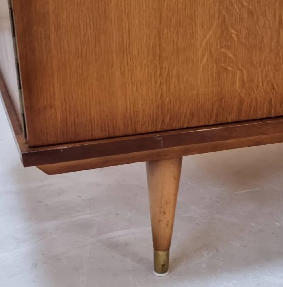 Armoire du milieu du siècle