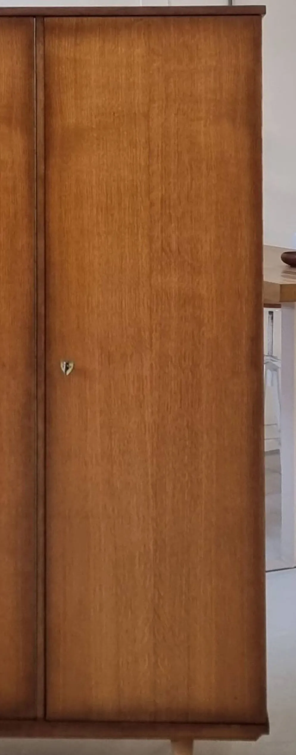 Armoire du milieu du siècle