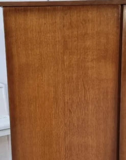 Armoire du milieu du siècle