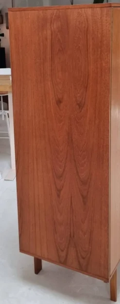 Armoire du milieu du siècle