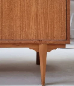 Armoire du milieu du siècle