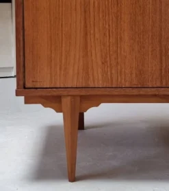 Armoire du milieu du siècle