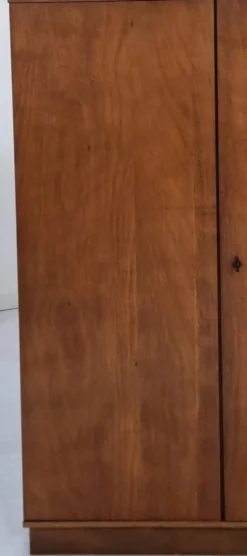 Armoire du milieu du siècle