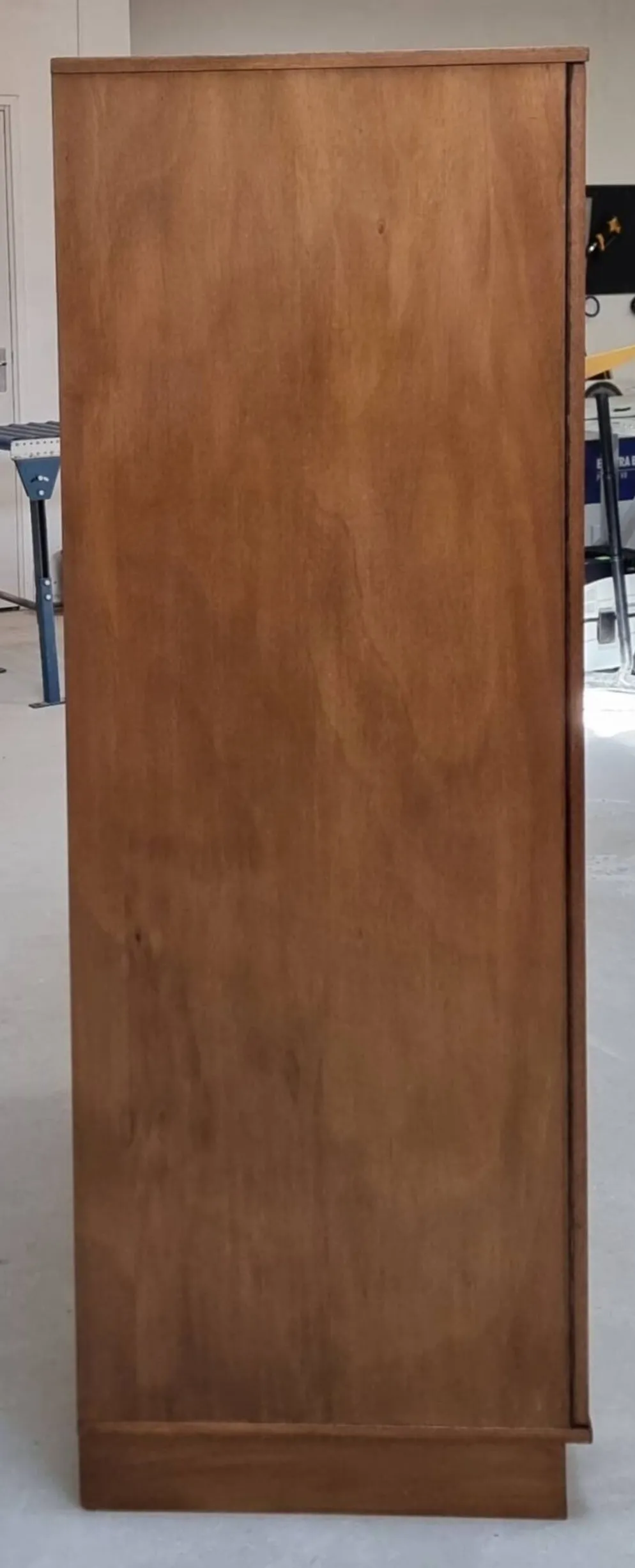 Armoire du milieu du siècle