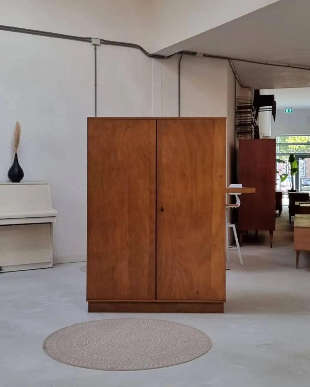 Armoire du milieu du siècle