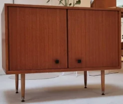 Armoire du milieu du siècle
