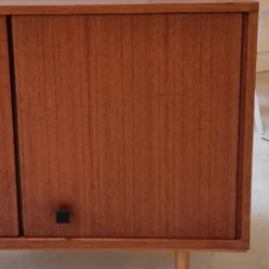Armoire du milieu du siècle