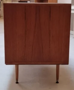 Armoire du milieu du siècle