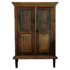 Armoire en bois de style colonial indonésien
