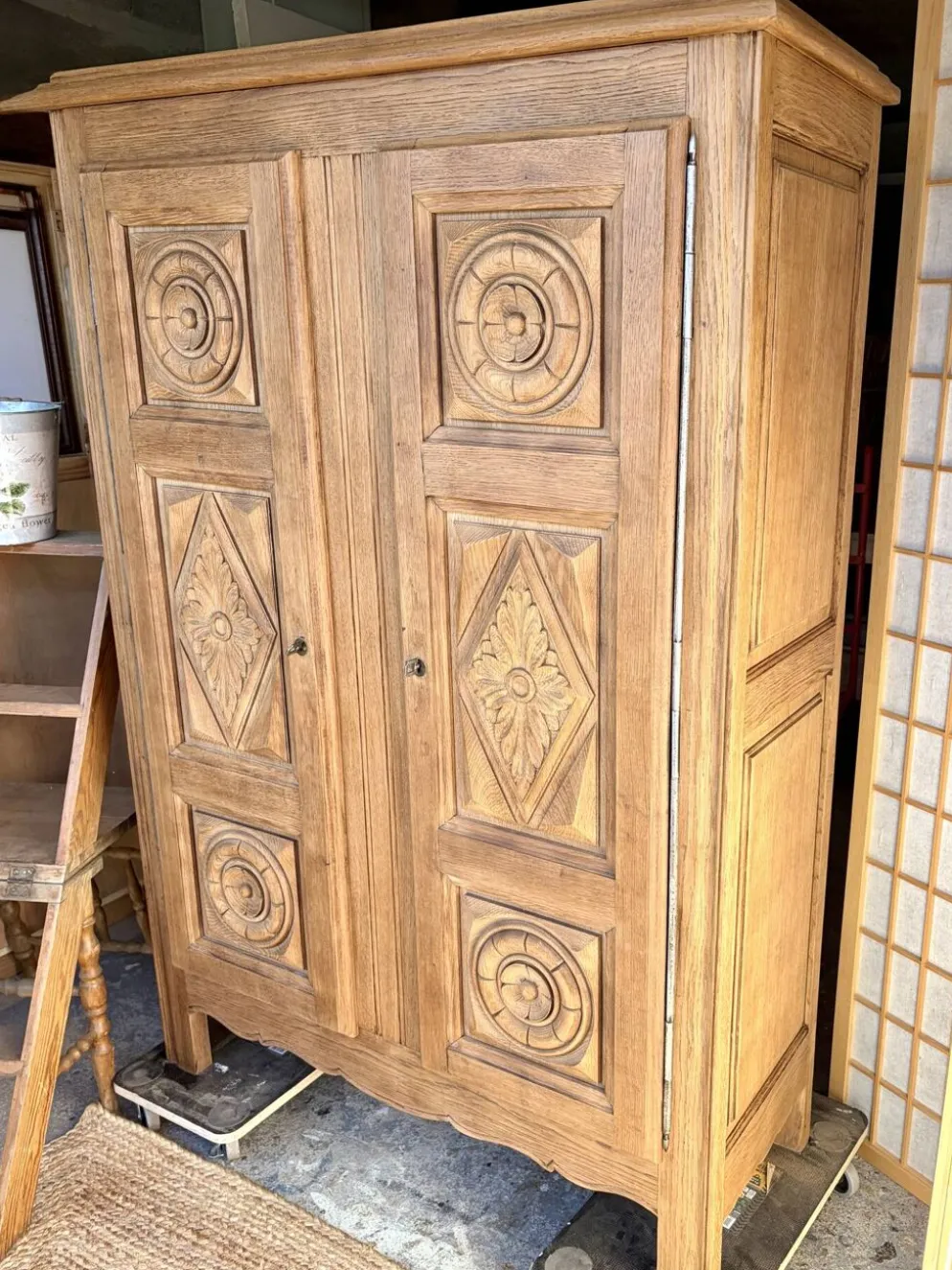 Armoire en chêne