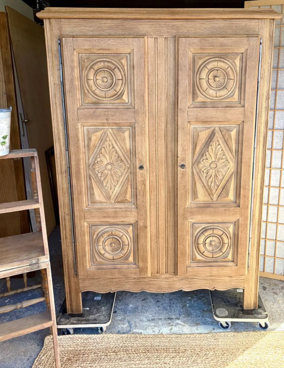 Armoire en chêne