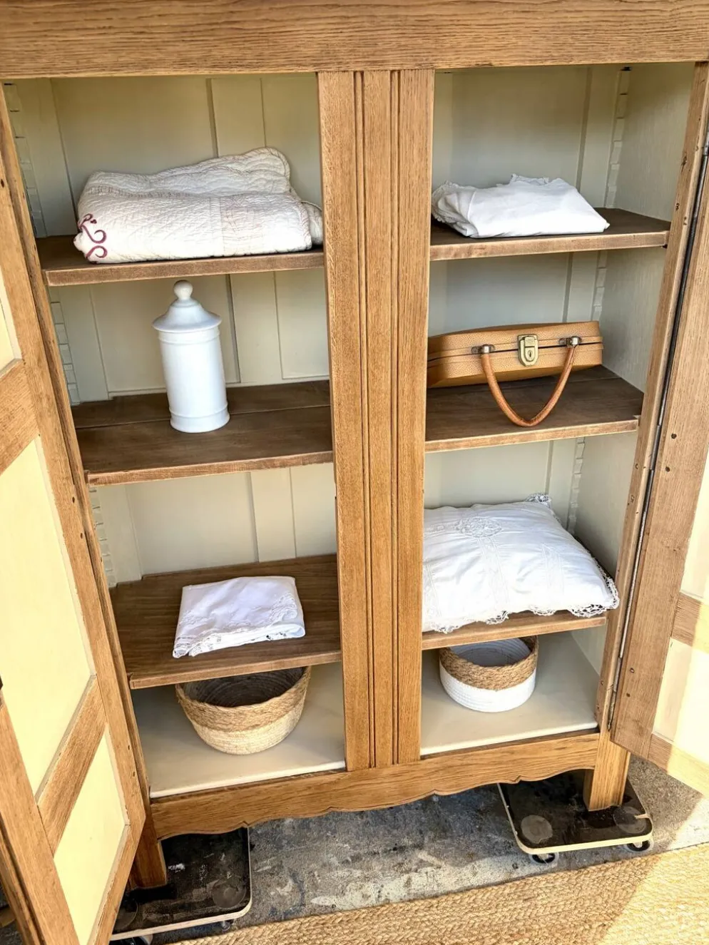Armoire en chêne
