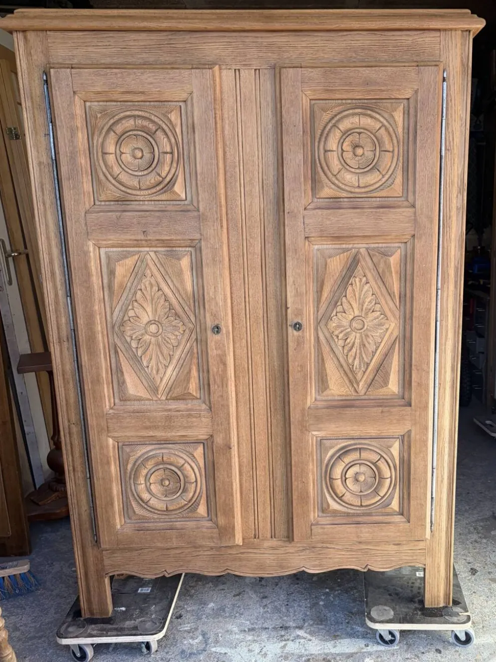 Armoire en chêne