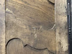 Armoire en chêne du 18ème siècle