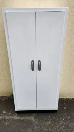 Armoire en métal industriel Vintage 1960-1970