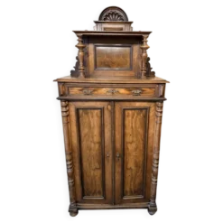 Armoire en noyer antique Napoléon III – 19e siècle