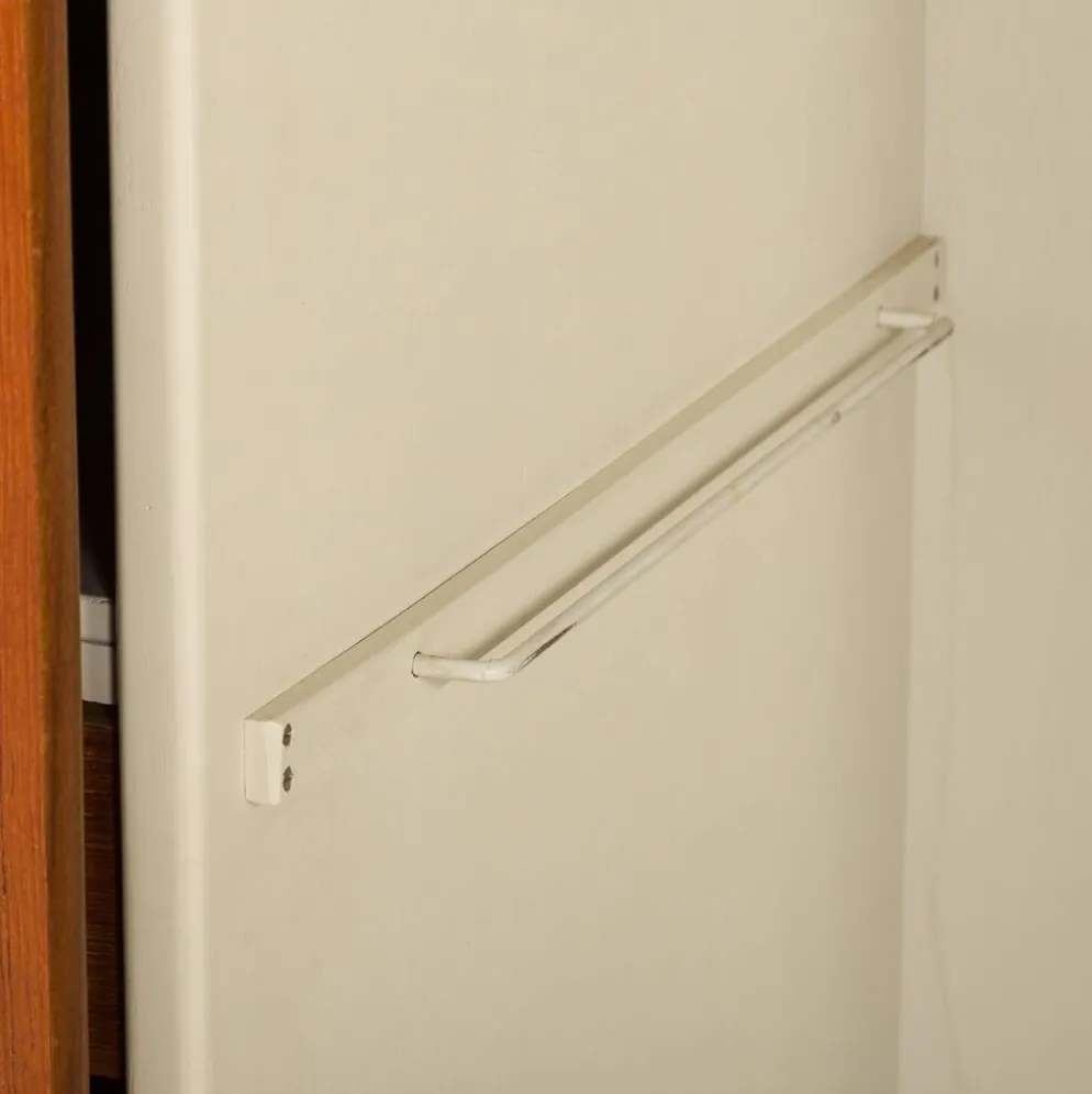 Armoire en teck danoise grande des années 1960.