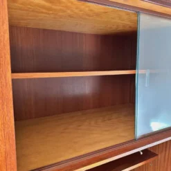 Armoire en teck scandinave