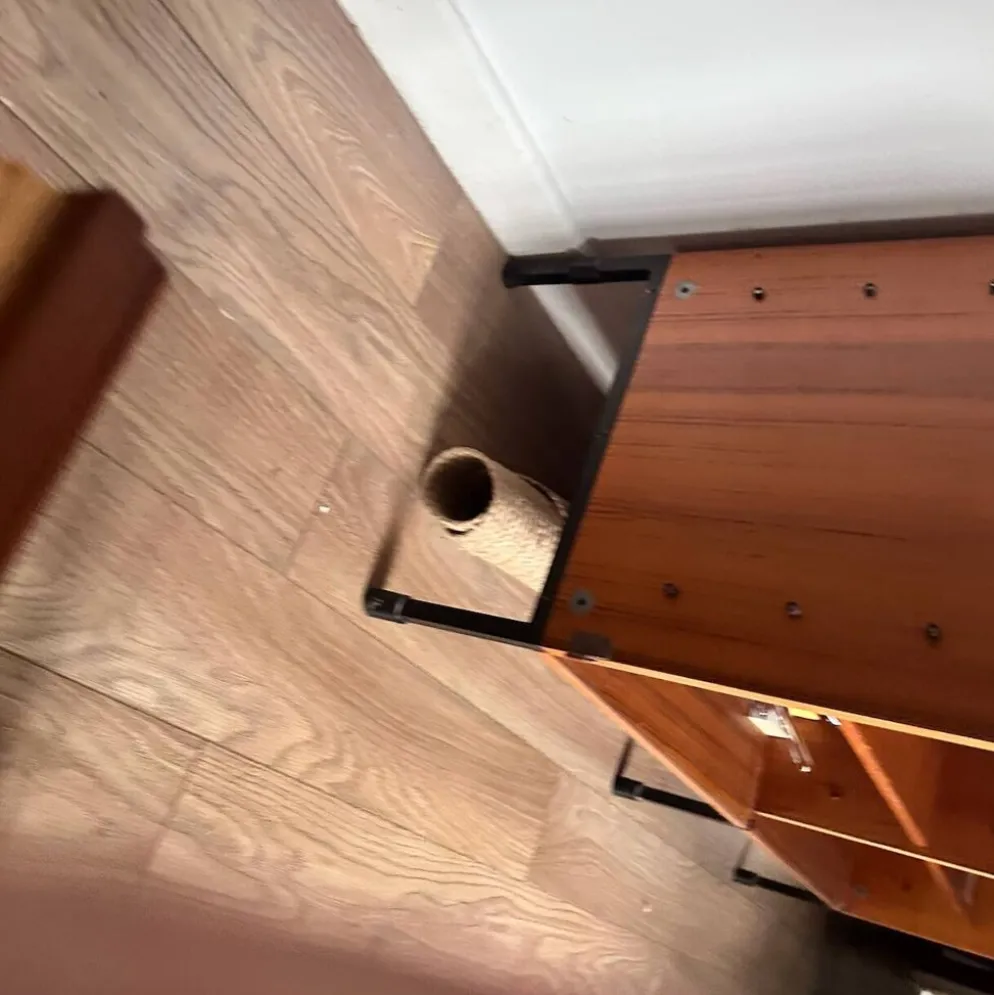 Armoire en teck scandinave
