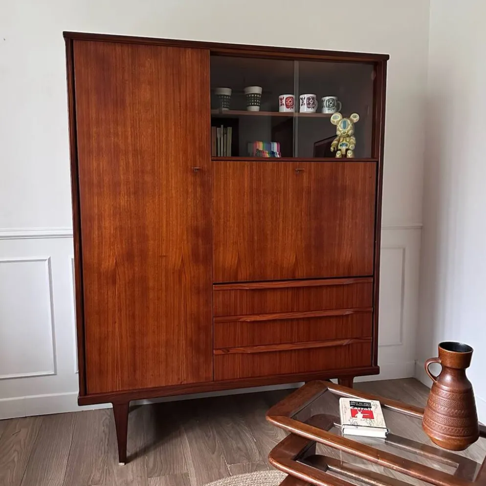 Armoire en teck scandinave