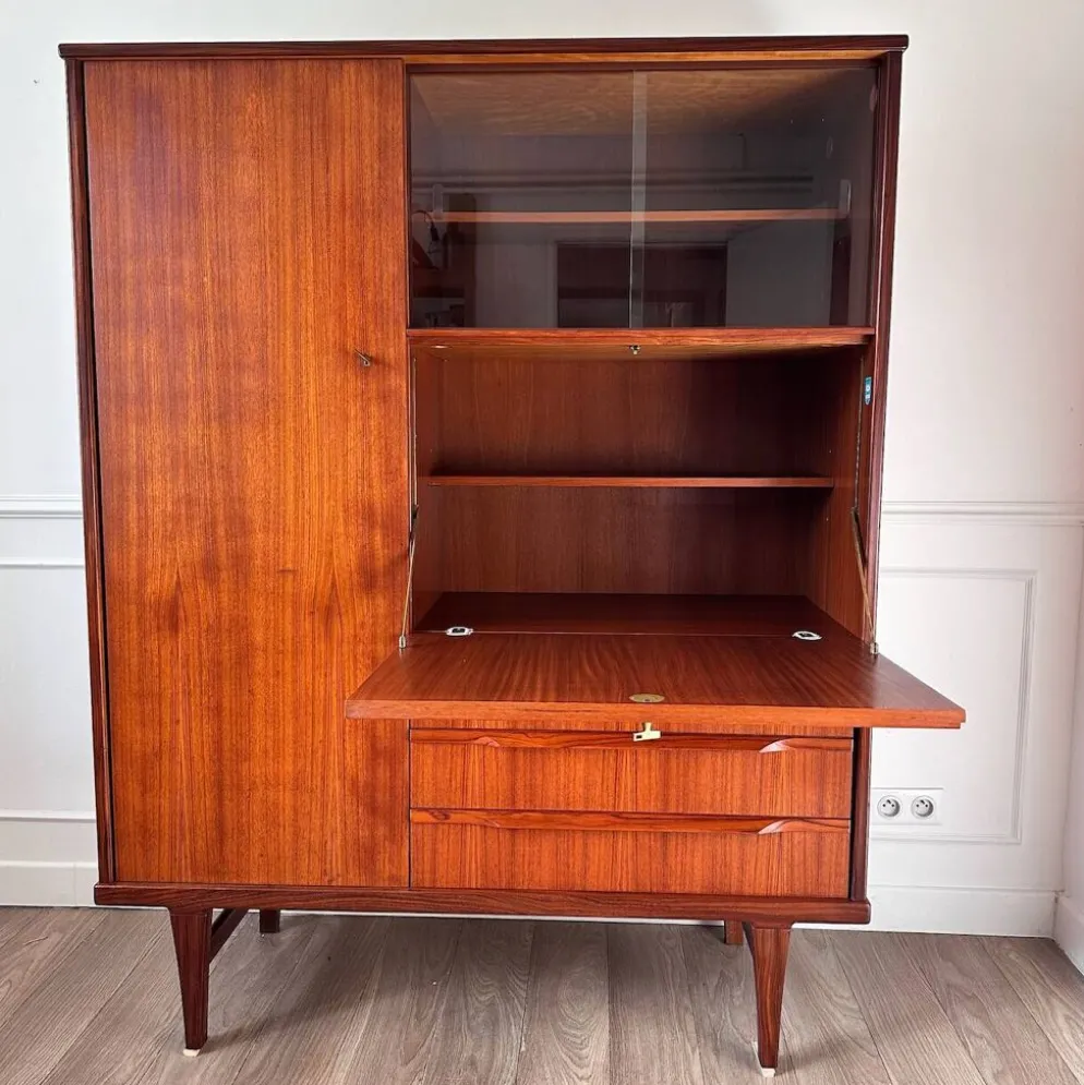 Armoire en teck scandinave