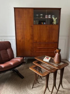 Armoire en teck scandinave