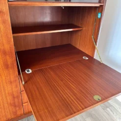 Armoire en teck scandinave