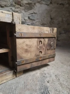 Armoire-forte française ancienne en chêne, coffre rustique verrouillable, vers 1750–1850
